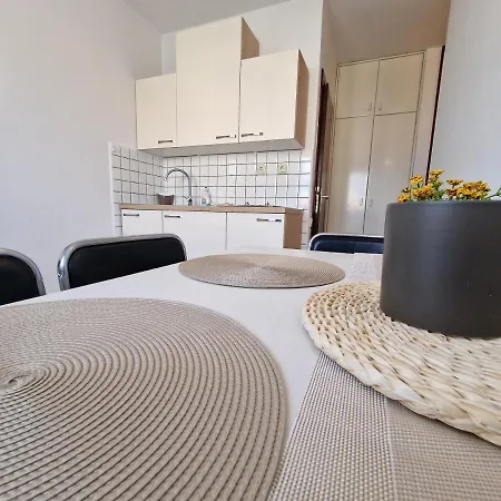 Katarina - New Renovated Apartment