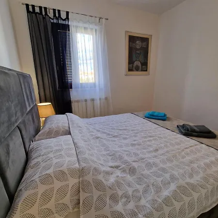 Apartman Katarina Near *